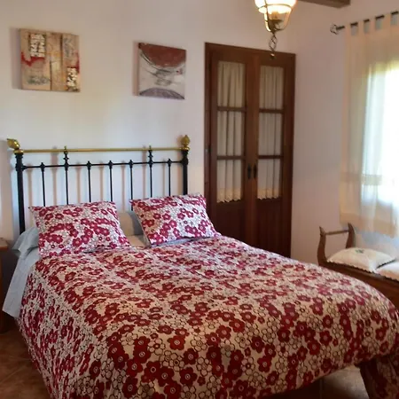 Casa Rural Las Adelfas * El Gastor